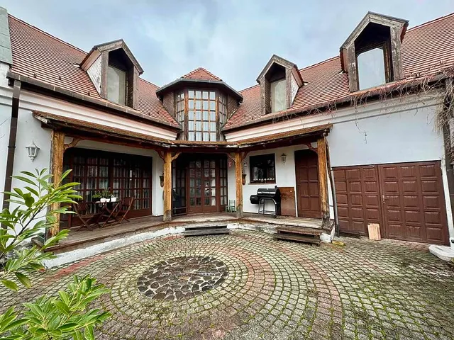 Eladó ház Dunakeszi 197 nm