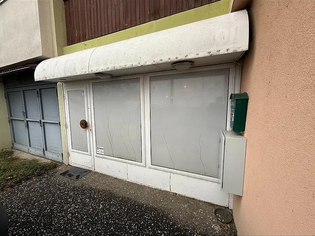 Eladó kereskedelmi és ipari ingatlan Szentendre 58 nm