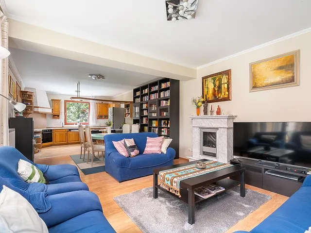 Eladó lakás Budapest III. kerület, Mocsárosdűlő 140 nm