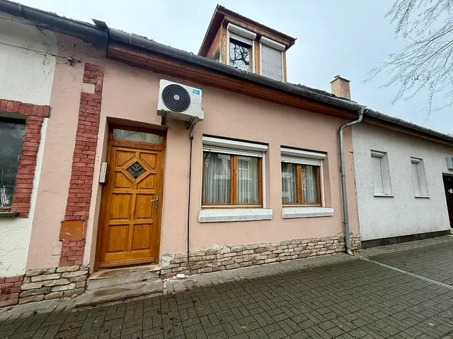 Eladó lakás Vác 68 nm