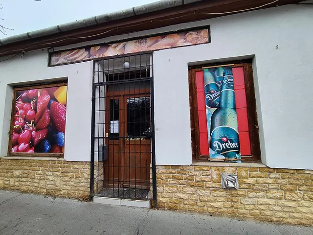 Eladó kereskedelmi és ipari ingatlan Budapest III. kerület, Békásmegyer 40 nm