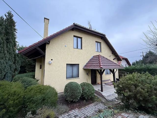 Eladó ház Pomáz 182 nm