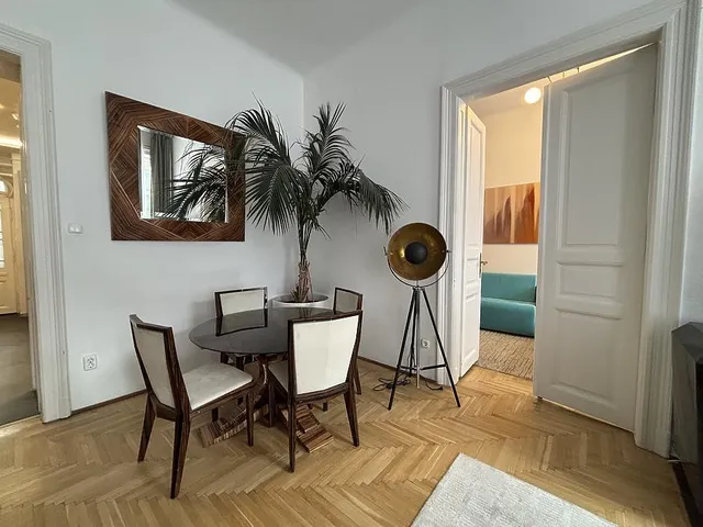 Eladó lakás Budapest VI. kerület, Ó utca 73 nm