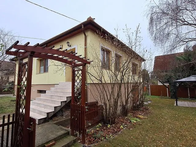 Eladó ház Göd 115 nm