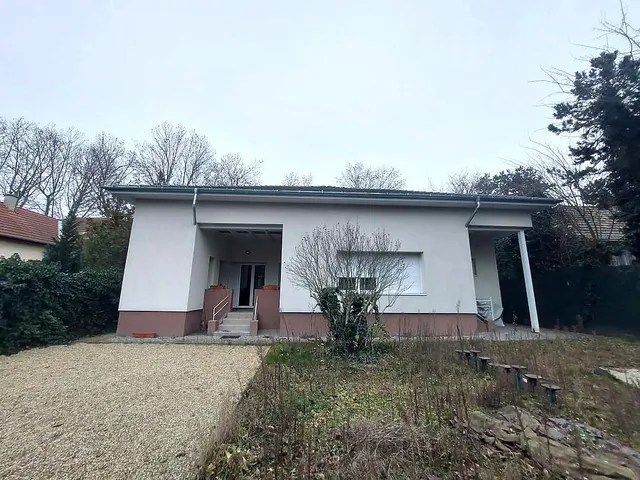 Kiadó ház Budapest XV. kerület, Rákospalota 154 nm