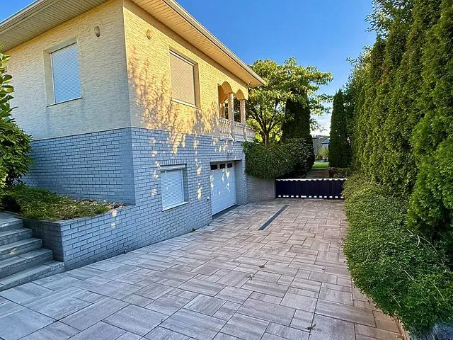 Eladó ház Budapest XVII. kerület, Rákoskert 240 nm