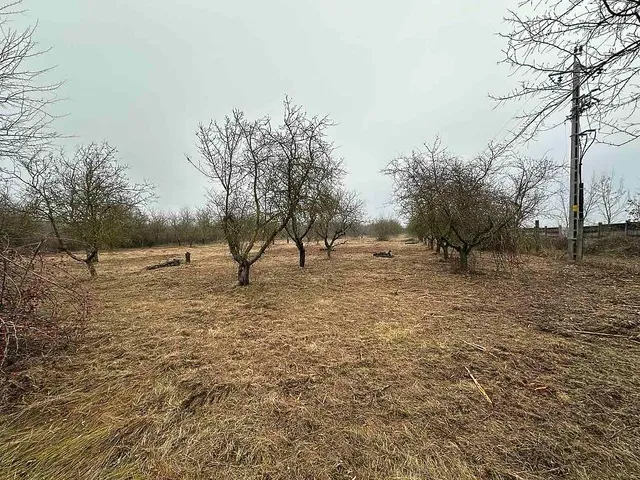 Eladó telek Vác 10139 nm