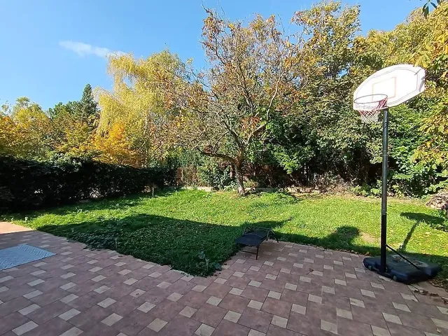 Eladó telek Budapest XI. kerület, Sasad-Sashegy XI. ker. 851 nm