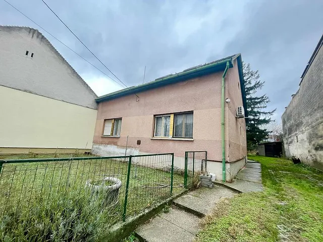 Eladó ház Budapest XV. kerület, Rákospalota 98 nm