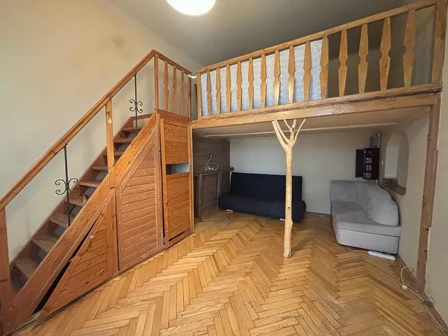 Eladó lakás Budapest VI. kerület, Csengery utca 50 nm