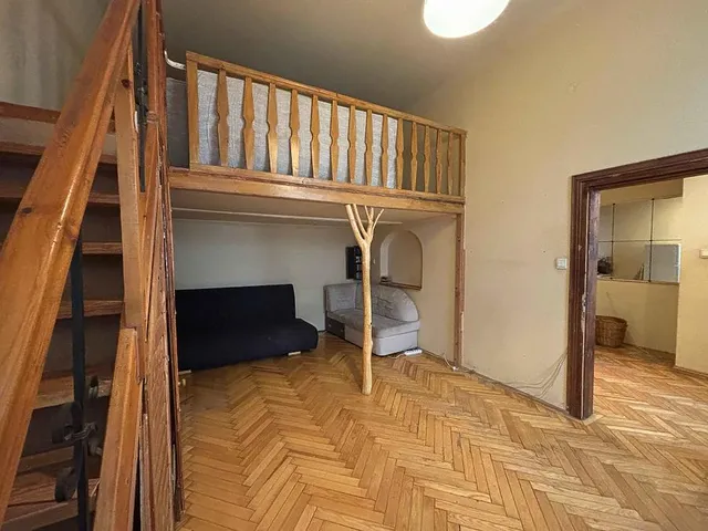 Eladó lakás Budapest VI. kerület, Csengery utca 50 nm