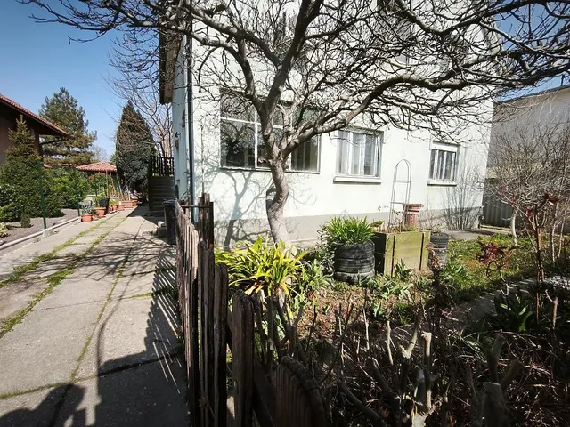 Eladó ház Budapest XVII. kerület, Rákoskert 170 nm