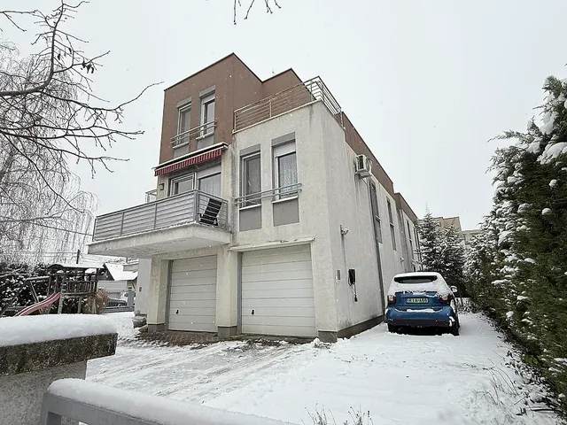 Eladó lakás Budapest XVI. kerület, Rákosszentmihály 111 nm