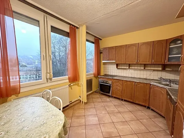 Eladó lakás Vác 56 nm