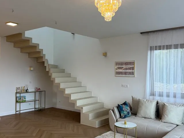 Eladó ház Vác 160 nm