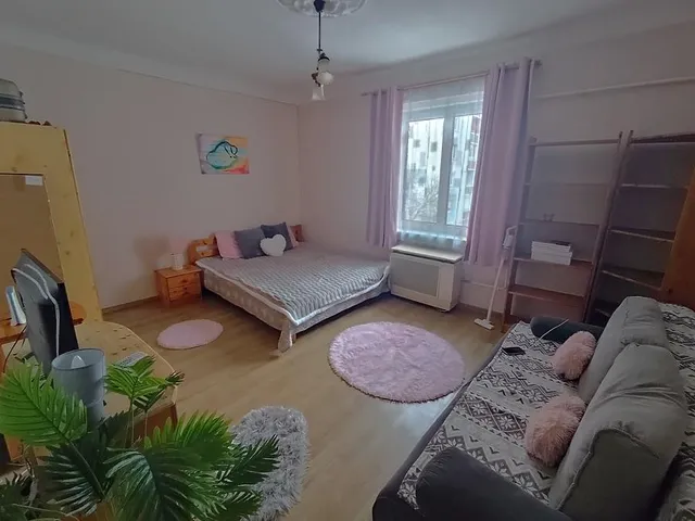 Eladó lakás Budapest XIII. kerület, Angyalföld, Váci út 35 nm