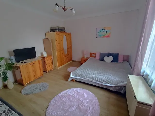 Eladó lakás Budapest XIII. kerület, Angyalföld, Váci út 35 nm