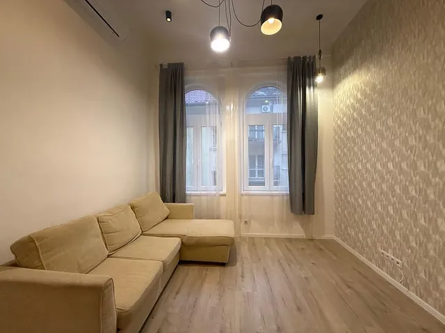 Eladó lakás Budapest VIII. kerület, Corvin negyed, Üllői út 39 nm