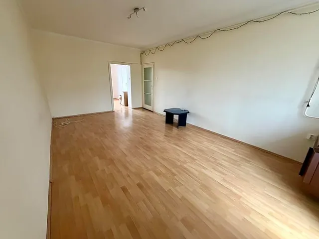 Eladó lakás Vác 56 nm