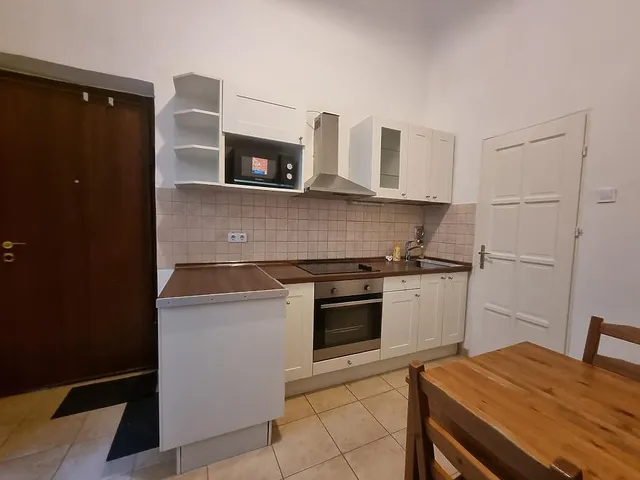 Kiadó lakás Budapest VI. kerület 56 nm