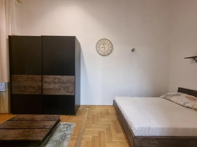 Kiadó lakás Budapest V. kerület, Belváros, Veres Pálné utca 100 nm