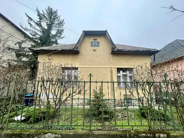 Eladó ház Budapest XV. kerület, Pestújhely 100 nm
