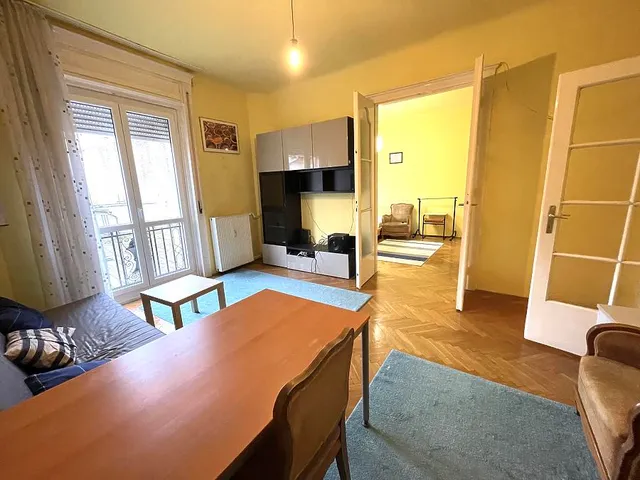 Eladó lakás Budapest VIII. kerület, Palotanegyed, Gutenberg tér 68 nm