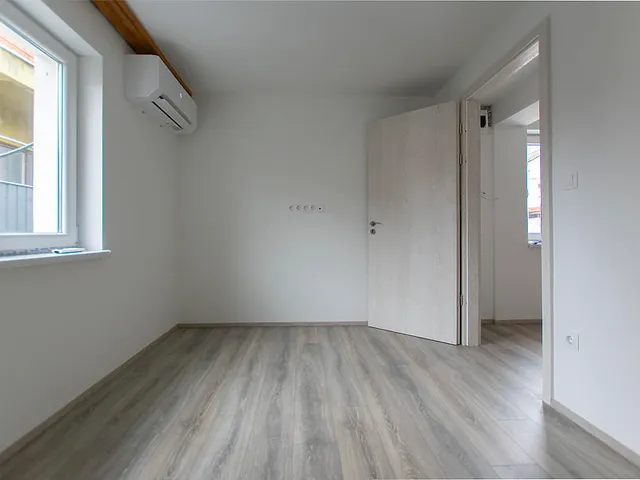 Eladó ház Budapest XXI. kerület 30 nm