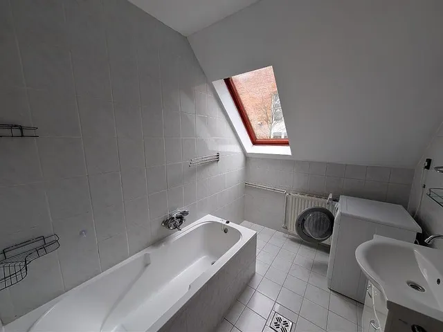 Eladó kereskedelmi és ipari ingatlan Budapest IV. kerület, Újpest 72 nm