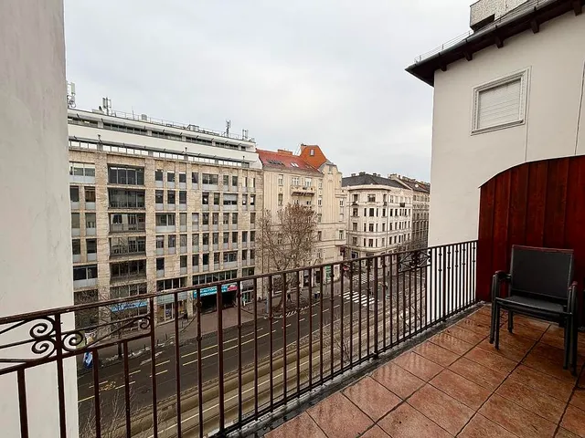 Eladó lakás Budapest XI. kerület, Szentimreváros 114 nm