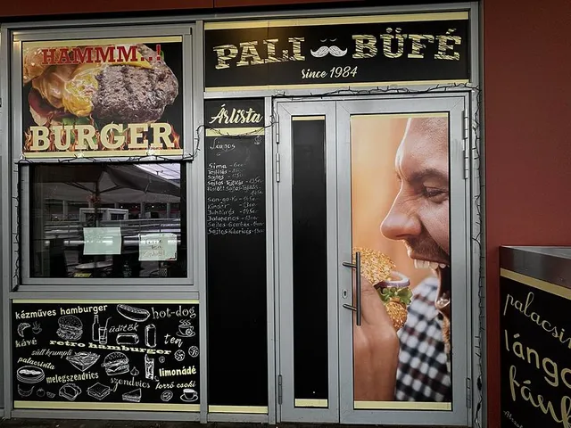 Eladó kereskedelmi és ipari ingatlan Budapest III. kerület, Békásmegyer 14 nm