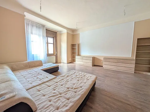 Eladó lakás Budapest IV. kerület, Újpest 73 nm
