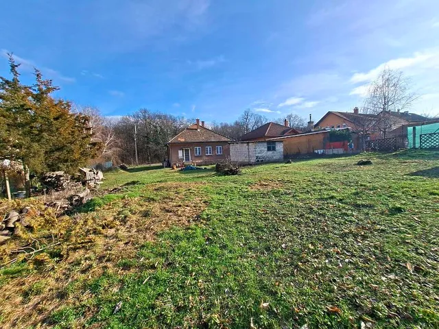 Eladó telek Budapest X. kerület 1055 nm