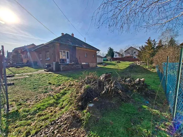 Eladó telek Budapest X. kerület 1055 nm