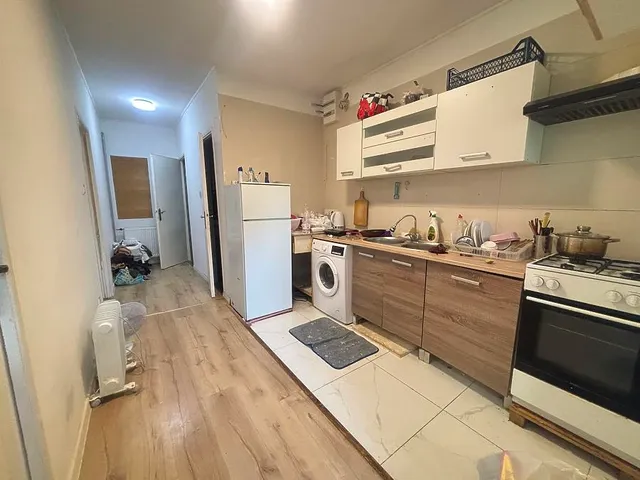 Eladó ház Budapest X. kerület, Óhegy 260 nm