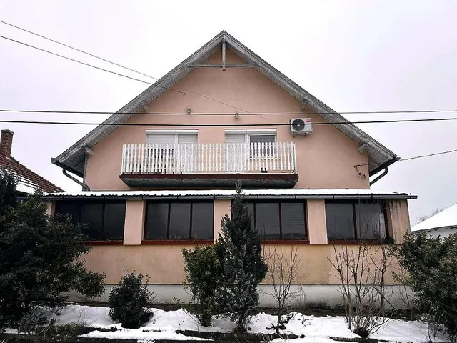 Eladó ház Gödöllő 138 nm