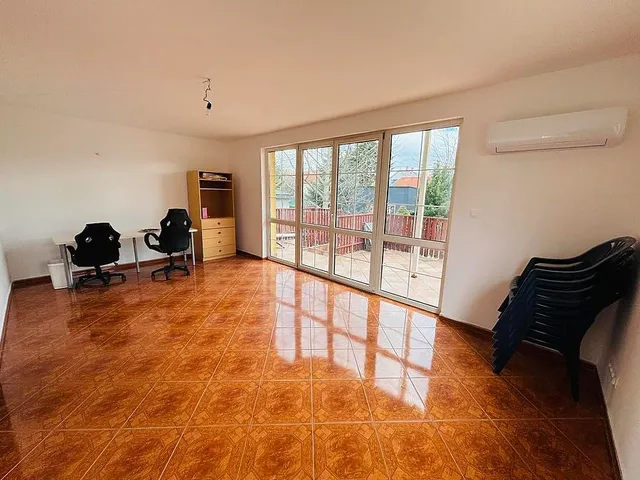 Eladó ház Fót 160 nm