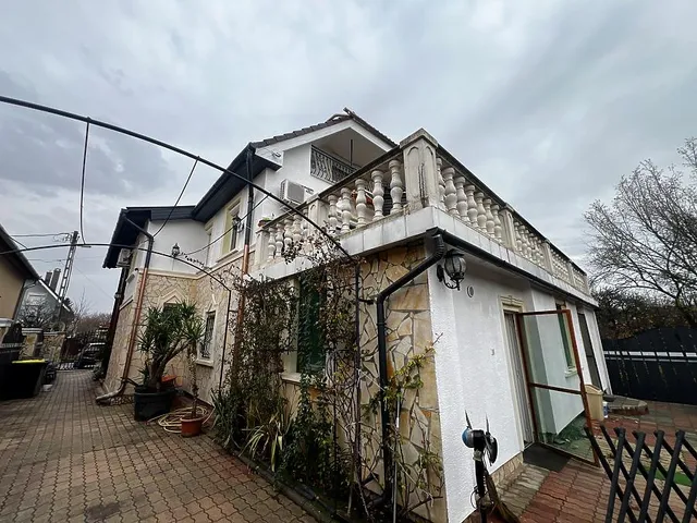 Eladó ház Gödöllő 203 nm