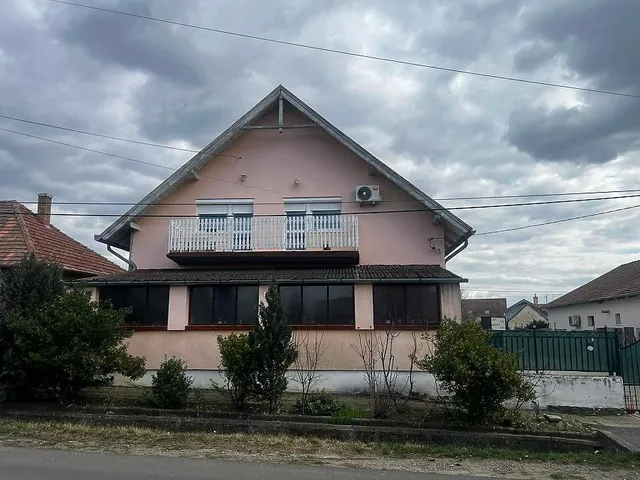 Eladó ház Gödöllő 138 nm