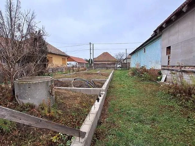 Eladó telek Sződ 978 nm