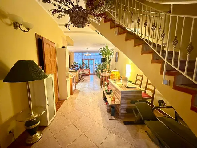 Eladó lakás Vác 132 nm