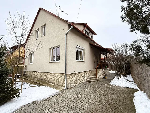 Eladó ház Szentendre 132 nm