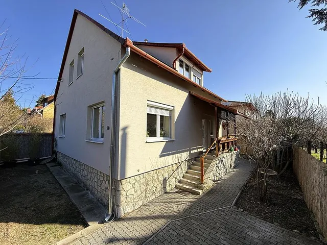 Eladó ház Szentendre 122 nm
