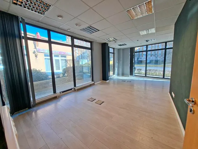 Kiadó kereskedelmi és ipari ingatlan Budapest X. kerület, Ligettelek 231 nm