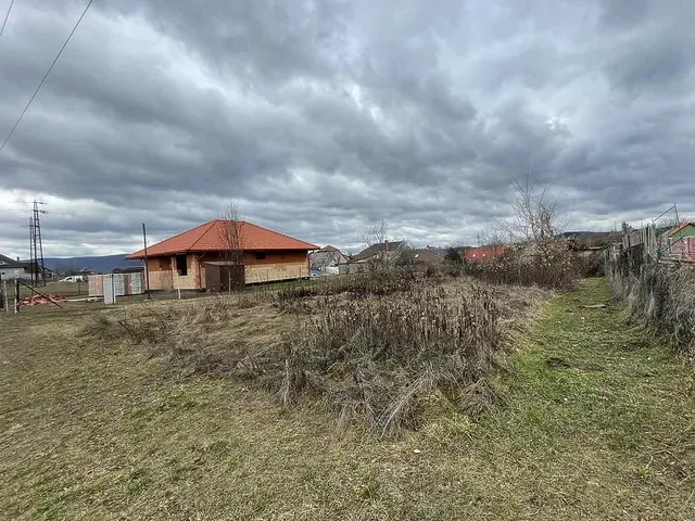 Eladó telek Vác 413 nm