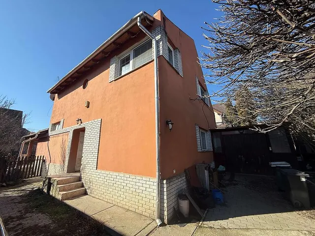 Eladó ház Pomáz 150 nm