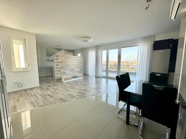 Eladó lakás Vác 67 nm