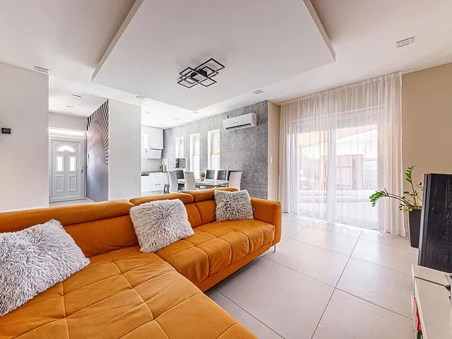 Eladó ház Pomáz 130 nm