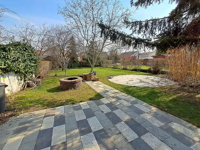 Eladó ház Budapest XV. kerület, Rákospalota 194 nm