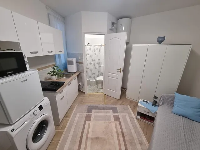 Kiadó lakás Budapest VIII. kerület, Magdolnanegyed 16 nm